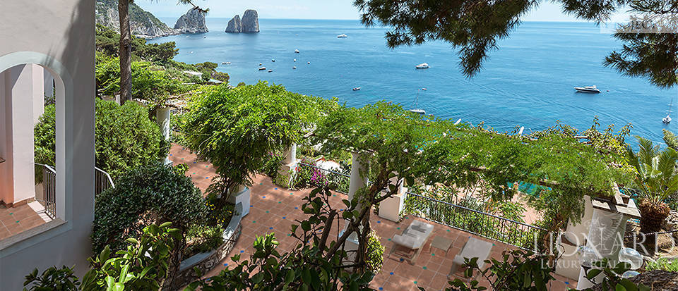 Décor Inspiration: A magical villa in Capri