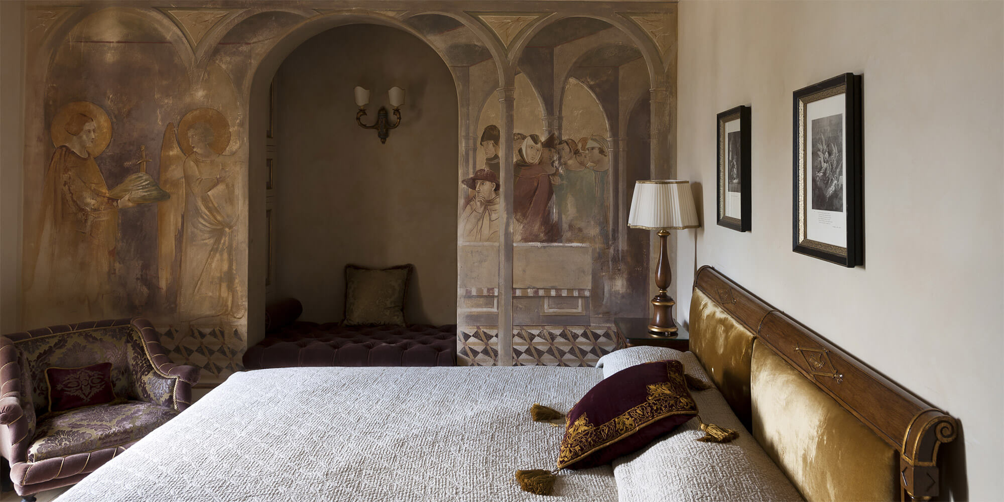 Décor Inspiration | A Beautifully Restored 13th Century Tuscan Villa