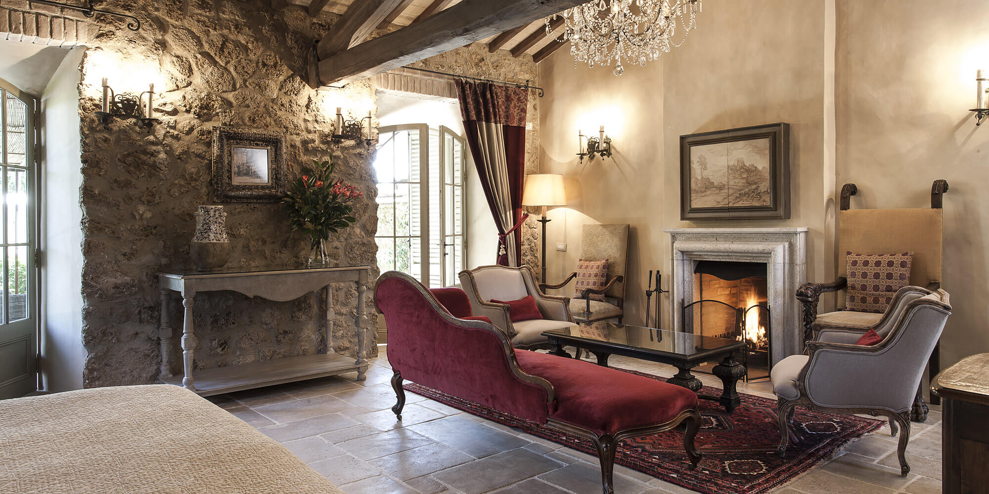 Décor Inspiration | A Beautifully Restored 13th Century Tuscan Villa