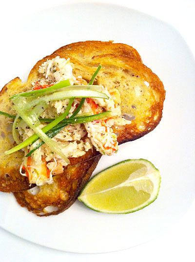 {table for two: crab bruschetta}
