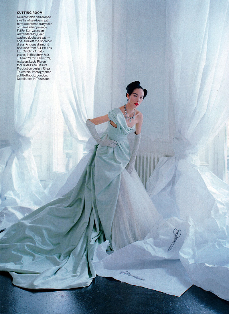 Editorial : Esmeralda Seay-Rynolds, Sasha Luss, & Fei Fei Sun by Tim Walker for Vogue