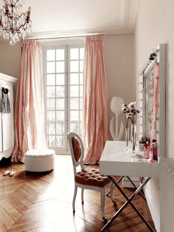 Interiors Redux: A Paris Apartment in the Place des Vosges