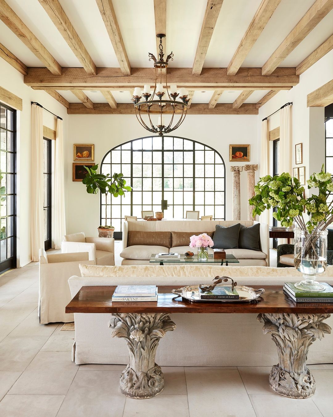Décor Inspiration: 18 Beautiful Rooms for the Beginning of March