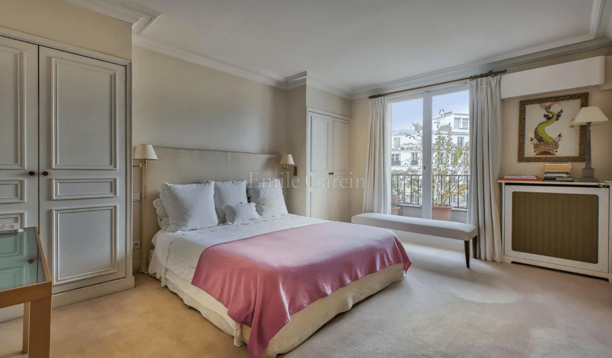 On the Market: Lee Radziwill is Ready to Part with her Chic Paris Apartment