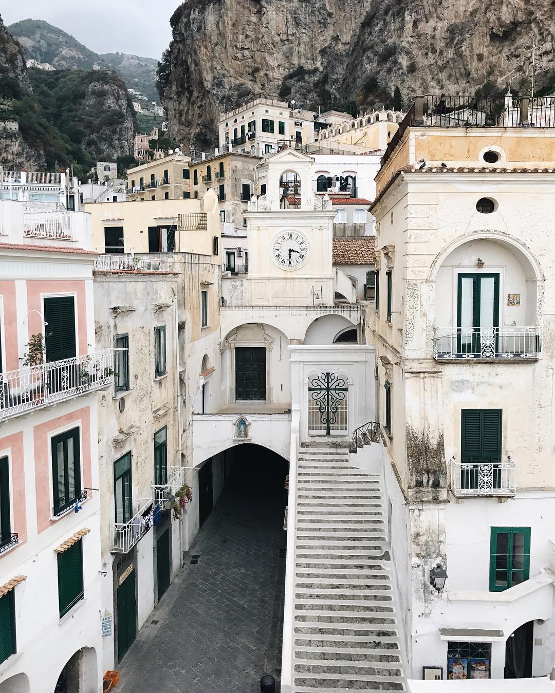 From Instagram | Weekday Wanderlust: Italy, Lebanon & Paris with @elieyobeid