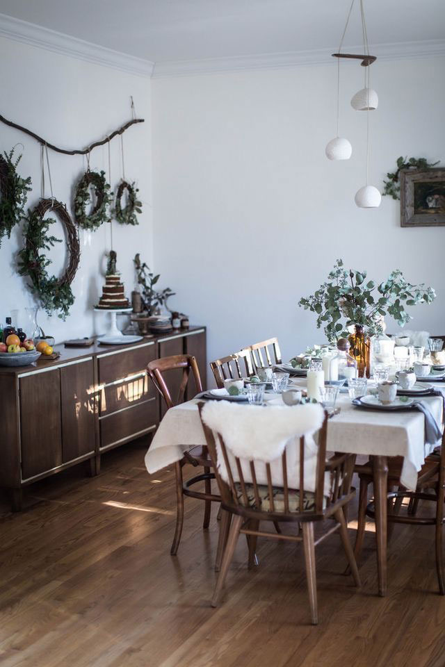In the Kitchen: Holiday Tabletop Inspiration - Christmas 2018In the Kitchen: Holiday Tabletop Inspiration - Christmas 2018
