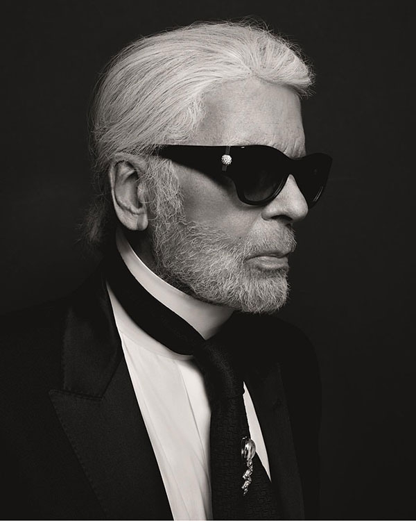 Remembering Karl Lagerfeld (1933-2019) Chanel SS2009