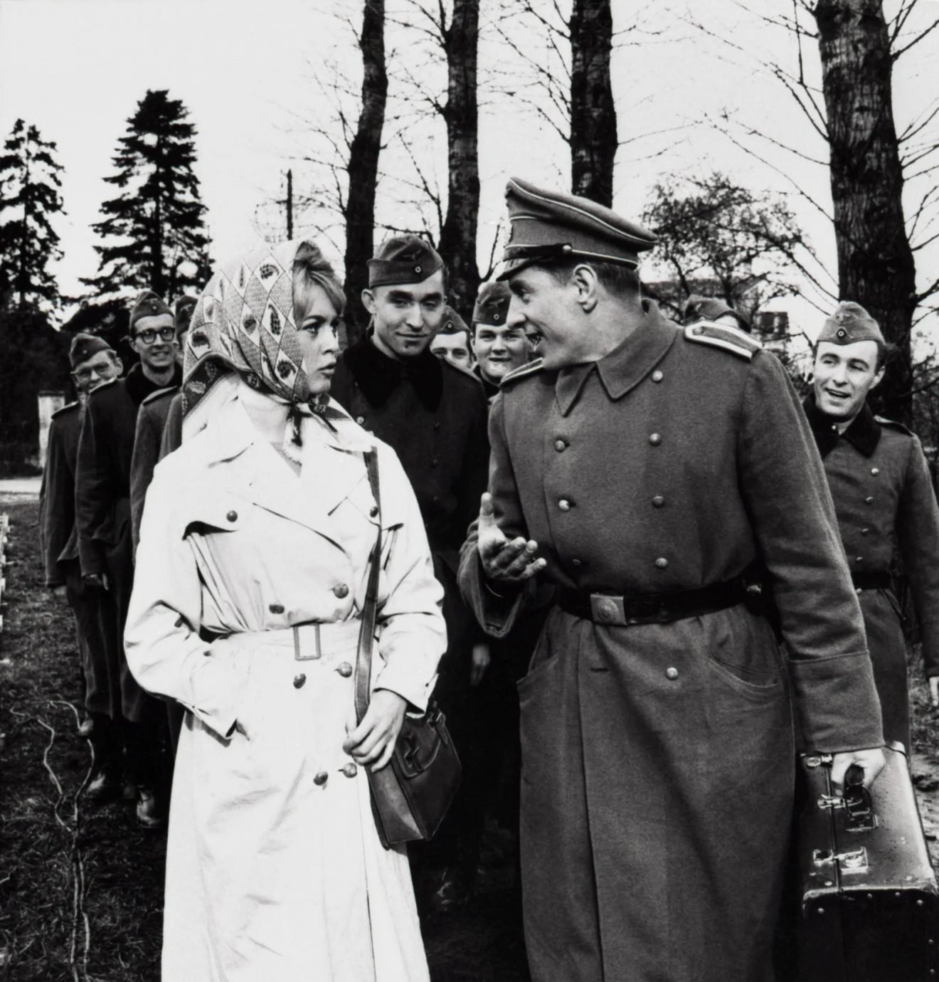 Style Inspiration The Classic Trench Coat in Films TIG