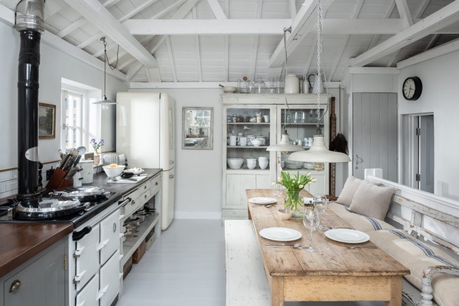 Places The Oyster Catcher, Mousehole, Cornwall TIG