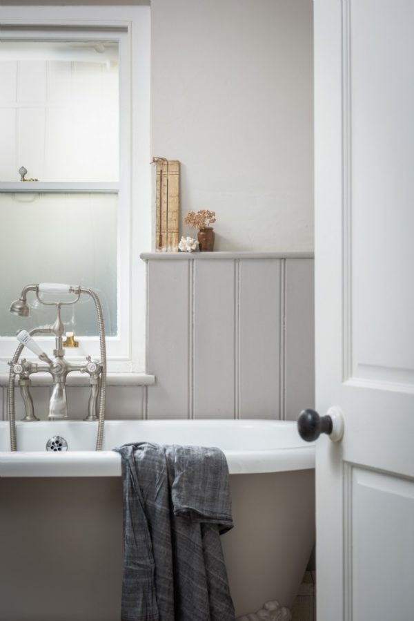 Places The Oyster Catcher, Mousehole, Cornwall TIG an intelligent guide to the