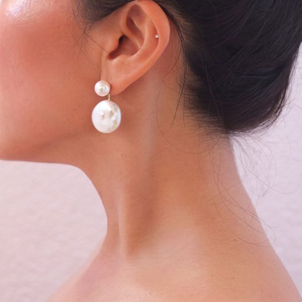 CASABLANCA-White-Baroque-&-Soufflé-Pearl-Earring
