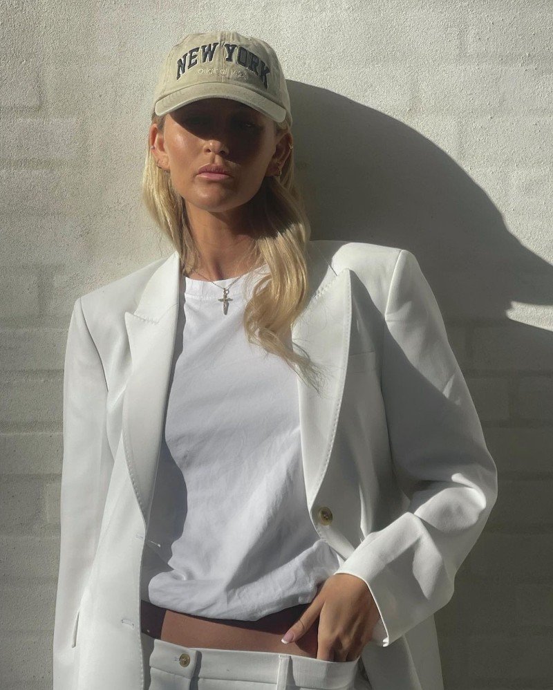 Shopping | Transitional Fashion: How to Style a Baseball Cap from Winter to Spring