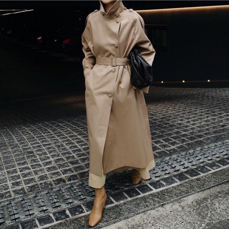 Fashion: How to Style the Classic Trench Coat from Late Winter to Early Spring
