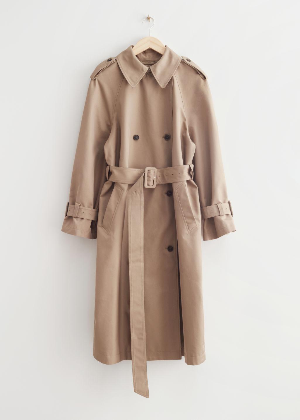 Spring Things | On our Shopping List: Trench Coats, Scalloped Trays, Wicker Handbags & more