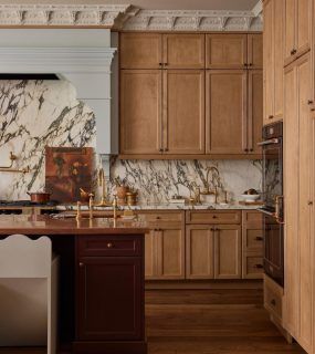 At Home | Décor Inspiration: Dramatic Marble & Other Stone Features