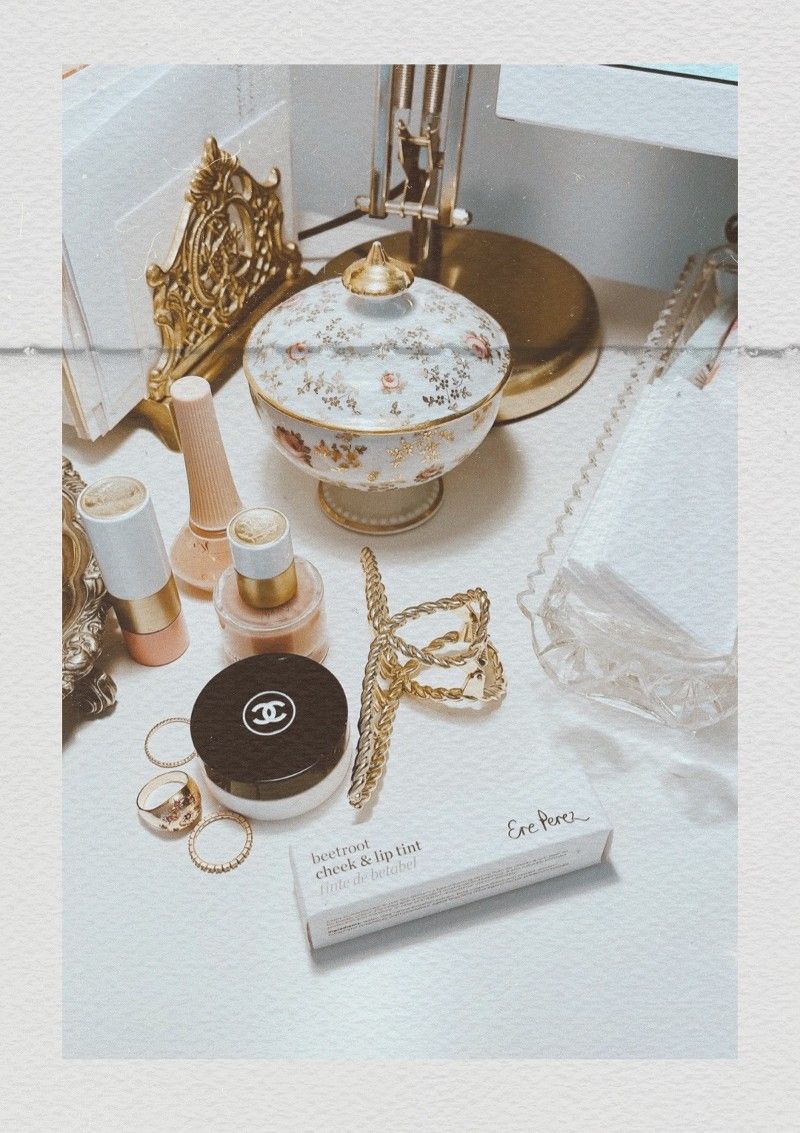 Photo Diary | Life Lately: Cherry Blossoms, Panna Cotta, a New Haircut & the Best Lip Balm Ever