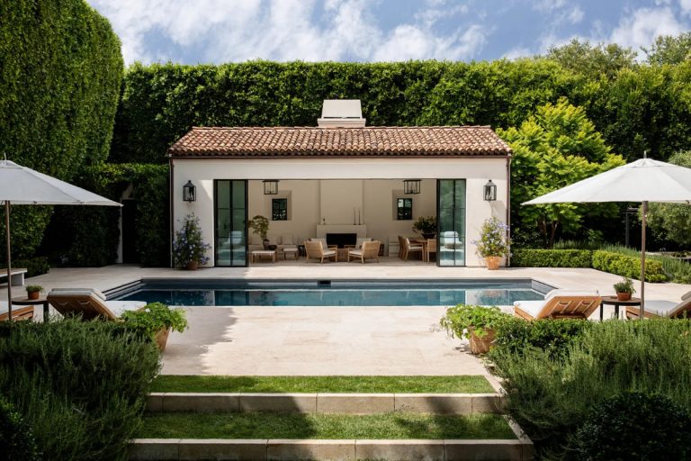 At Home With: Nancy Meyers, Los Angeles :: TIG | Digital Publication