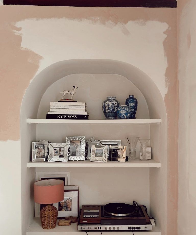 Jonquil by Edward Bulmer Natural Paint