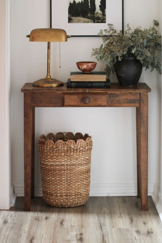 Series | Two Lovely Things: Scalloped Wicker